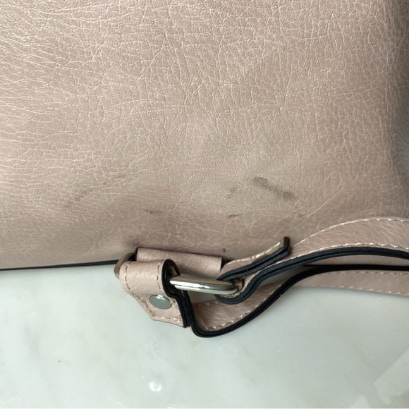 SevenDays pink vegan purse/ back pack - Picture 9 of 9